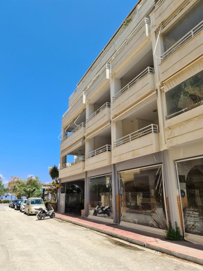 Seaside Apartment In Xilokastro - Selene By Booking Kottas クシロカストロ エクステリア 写真